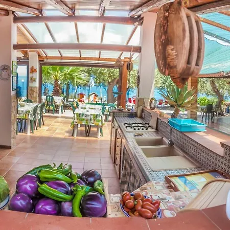 Alojamento de Acomodação e Pequeno-almoço Mareblu Cefalù