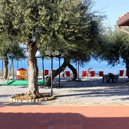 Mareblu Oda ve Kahvaltı Cefalù