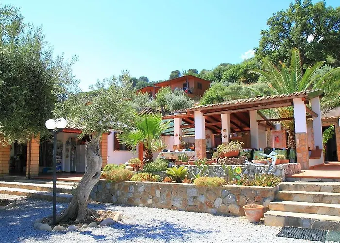 Mareblu Bed and Breakfast 3*